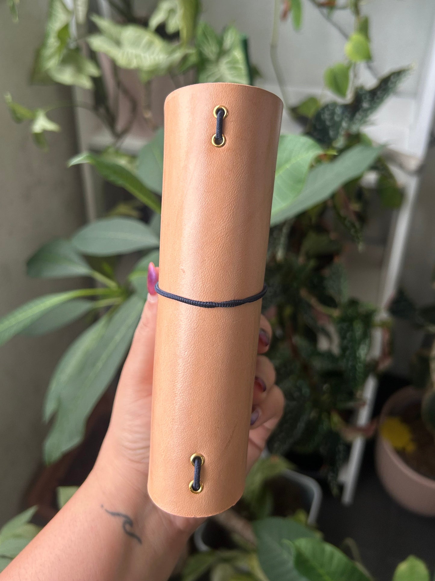 Natural Undyed Pocket Leather Trifold (A6) - Ready to Ship