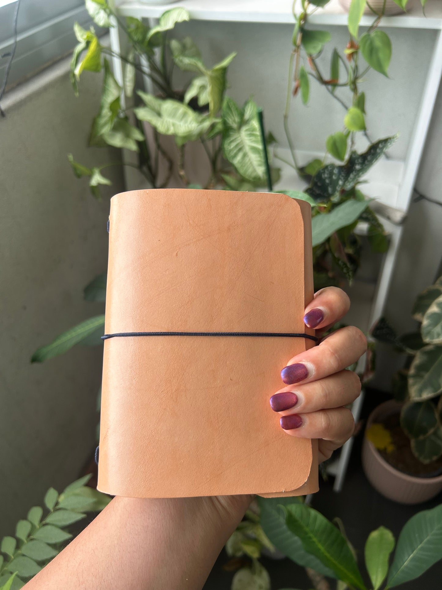 Natural Undyed Pocket Leather Trifold (A6) - Ready to Ship