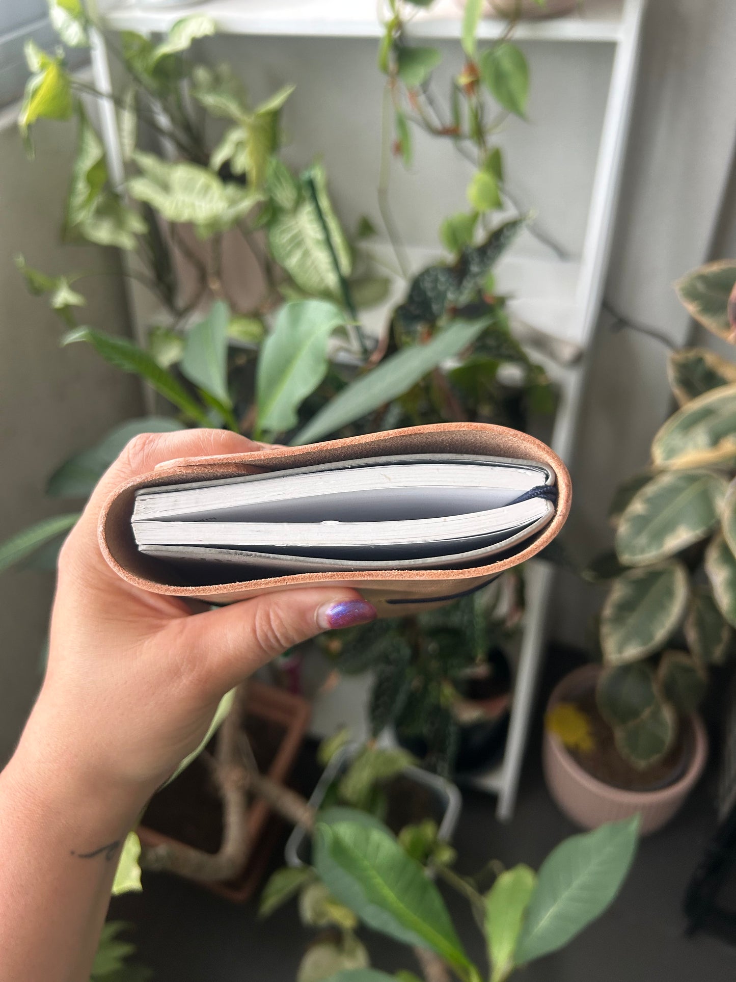 Natural Undyed Pocket Leather Trifold (A6) - Ready to Ship