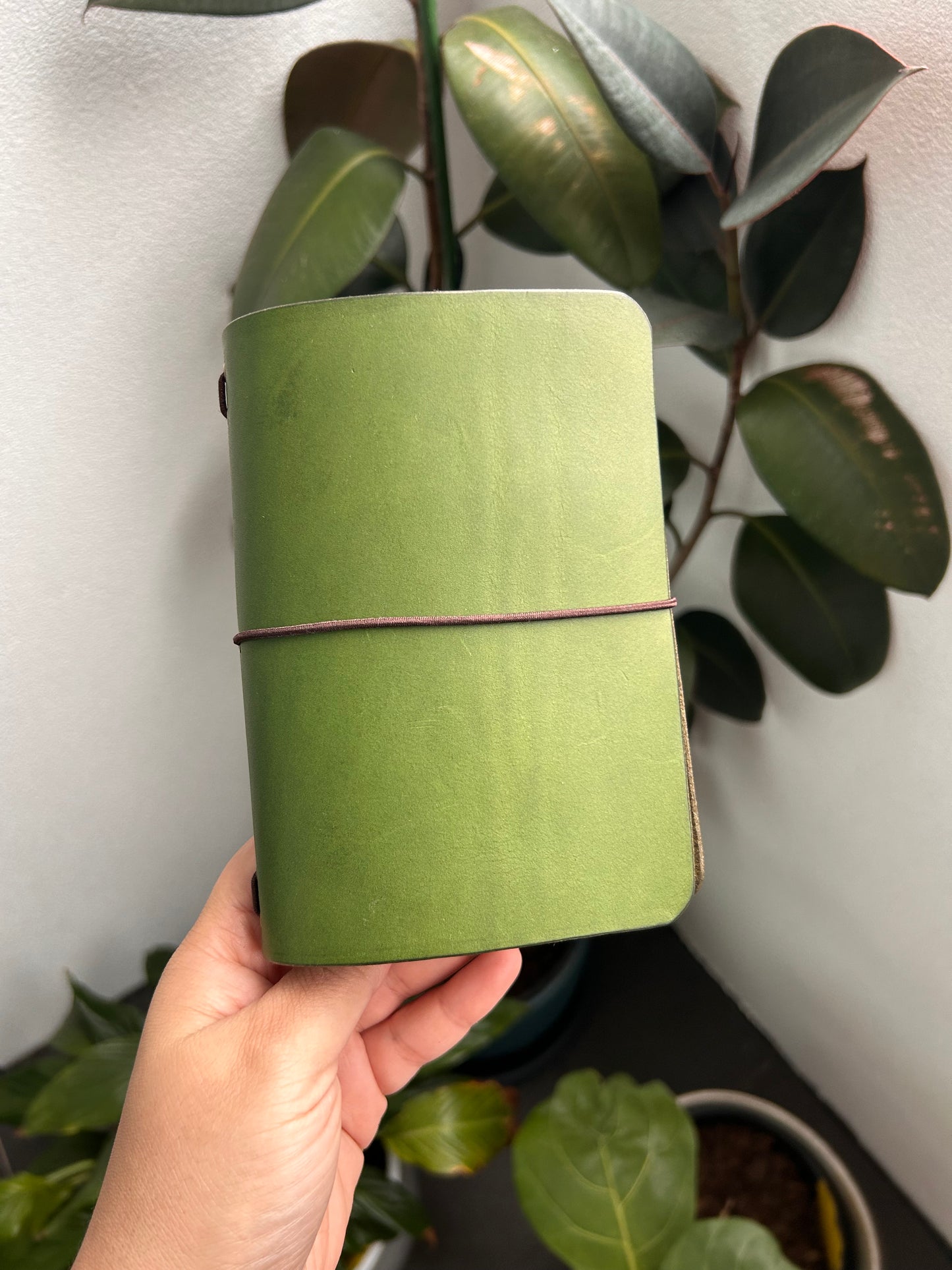 Field Leather Bifold (A6)