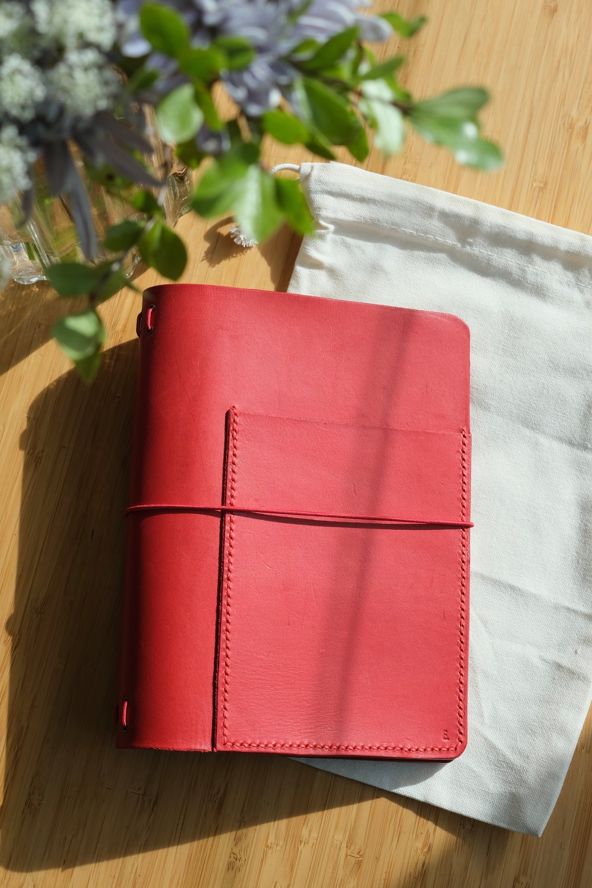 Workshop Pocket Leather Trifold (B6)