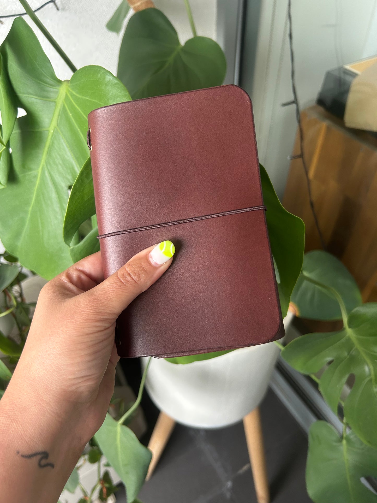 Field Leather Trifold (A6)