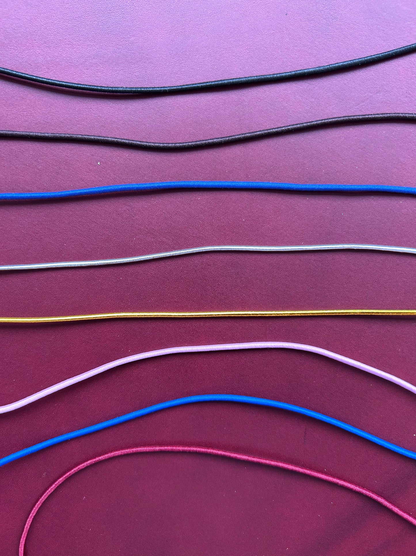 Pinot Field Leather Trifold (A6)